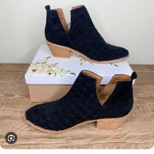 Mi.im side cutout bootie